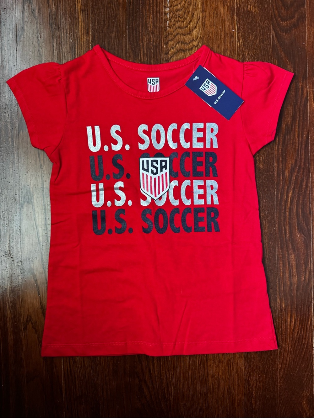 USA Soccer Girls' Red Graphic Tee - youth SMALL